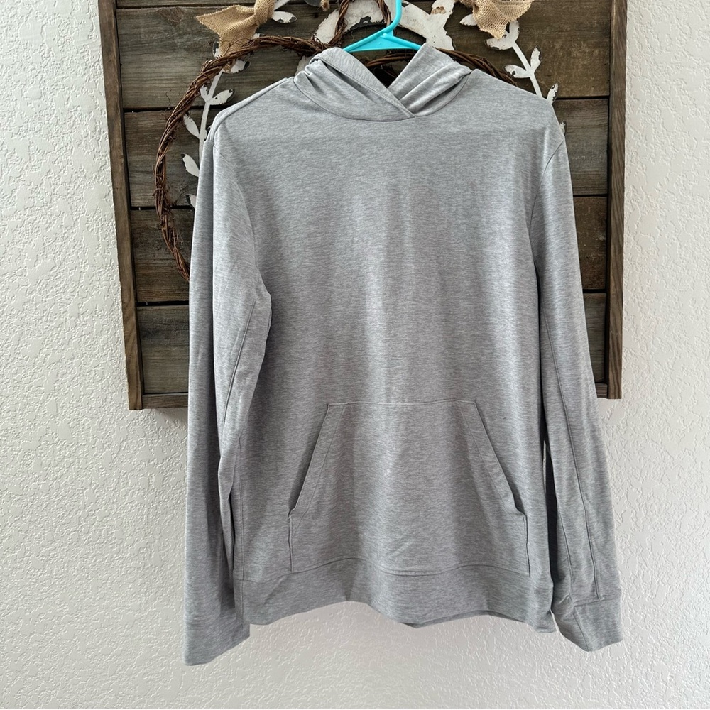 Outdoor voices grey hooded long‎ sleeve athletic shirt layering top men’s Small